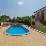 Apartment In Porec 43010