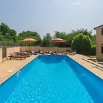 Apartment In Porec 43010
